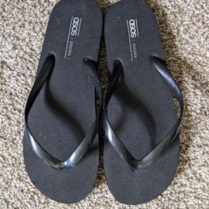 Black flip flops